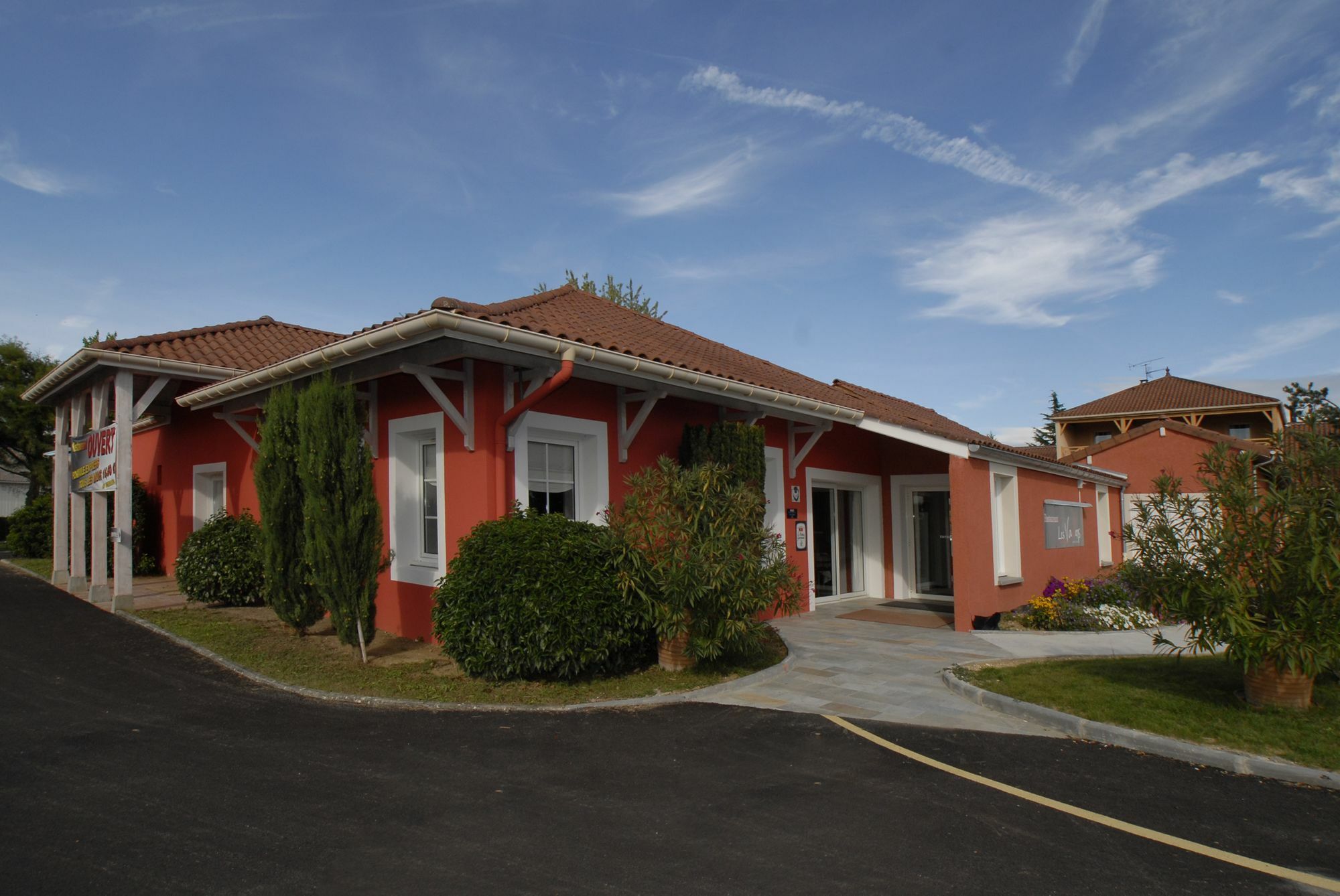 The Originals Boutique, Hotel Le Pillebois, Bourg-En-Bresse Nord Malafretaz Exterior photo
